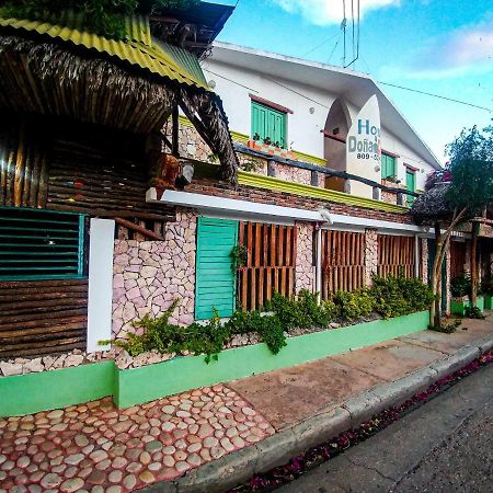 Hostal Dona Chava Педерналес Екстериор снимка