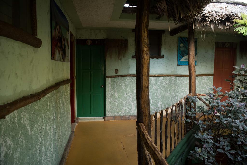 Hostal Dona Chava Педерналес Екстериор снимка