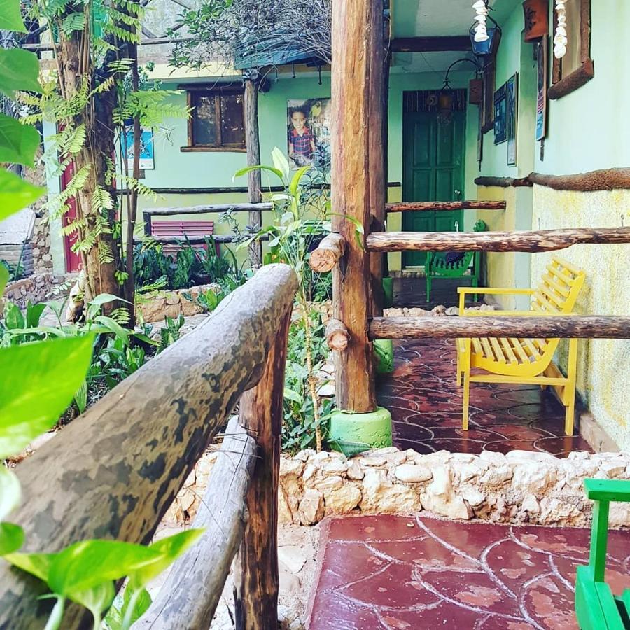 Hostal Dona Chava Педерналес Екстериор снимка